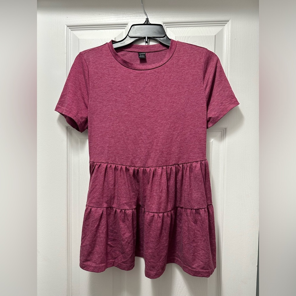BOGO *ALL MATERNITY* SHEIN Short Sleeve Maternity Top Size Small Fuchsia Ruffle